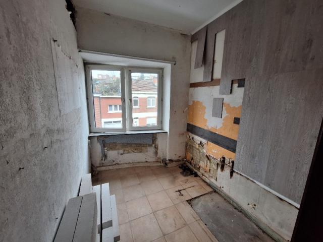 Transformation d’une maison en deux appartements à Liège par Gesticontruct